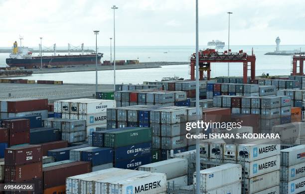 Colombo Terminal 224 Colombo International Container Terminal Stock Photos, High-Res ...