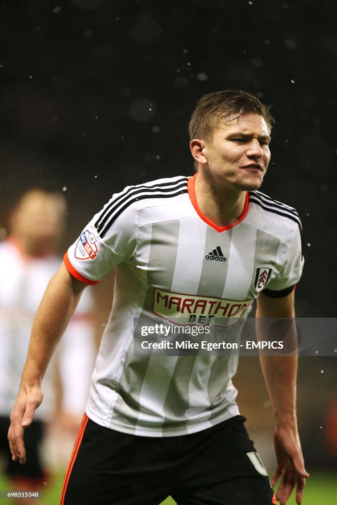Soccer - FA Cup - Third Round - Replay - Wolverhampton Wanderers v Fulham - Molineux