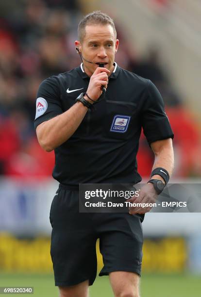 Referee Stephen Martin