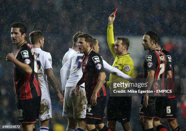 Leeds United's Giuseppe Bellusci is sent off by referee Oliver Langford