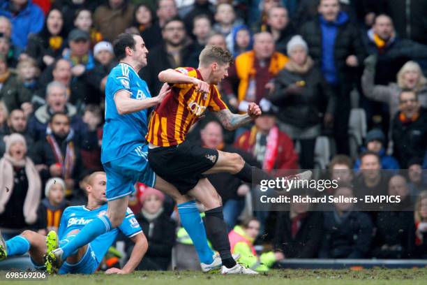 Bradford City's Jon Stead scores Bradford's 2nd goal