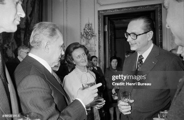 Jacques Chirac , the French Prime Minister, and his wife, Bernadette Chirac, talking with Soviet statesman Alexei Kosygin in Moscow, Russia, 21st...