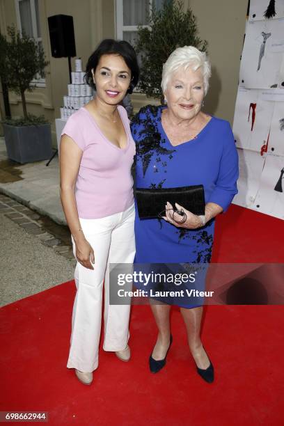 Saida Jawad and Line Renaud attend the Bernard Depoorter Menswear Spring/Summer 2018 show as part of Paris Fashion Week on June 20, 2017 in Paris,...