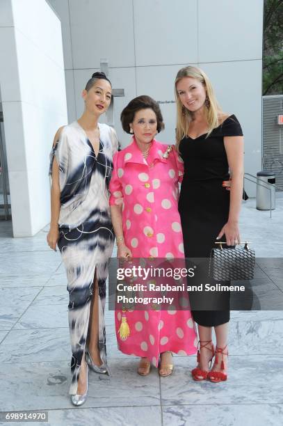Angela Goding Angela Goding Photos and Premium High Res Pictures - Getty Images