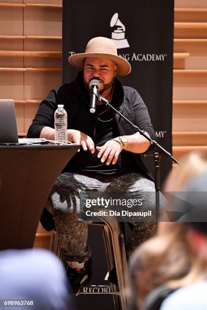 Eric Rook 472 Grammy Pro The Art Stock Photos, High-Res Pictures, and Images ...
