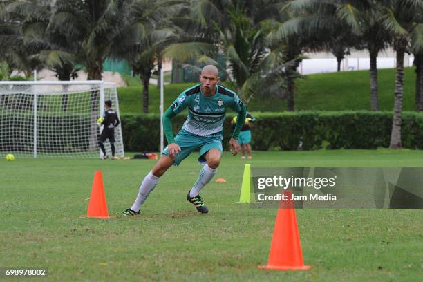 Jorge Enriquez Garcia of Santos runs during the Pre Season training for the Torneo Apertura 2017 Liga MX at Hotel Iberostar on June 20, 2017 in...