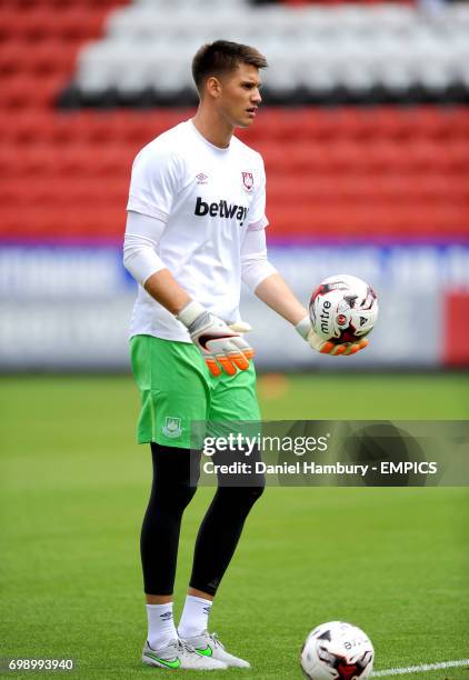 West Ham United goalkeeper Raphael Spiegel