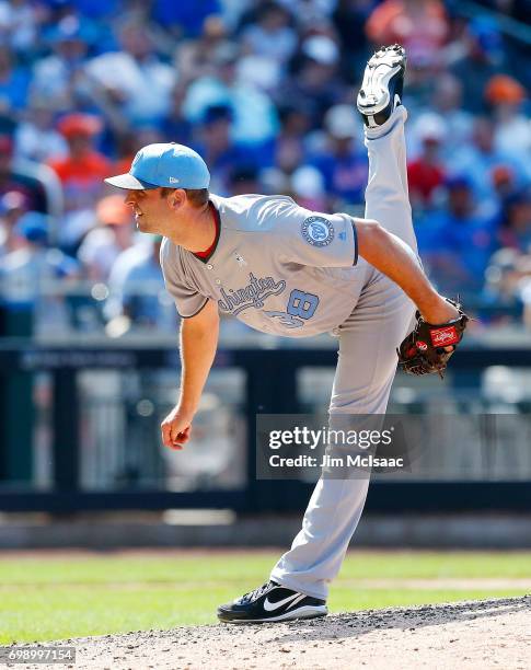 Jacob Turner of the Washington Nationals in action against the New York Mets at Citi Field on June 18, 2017 in the Flushing neighborhood of the...