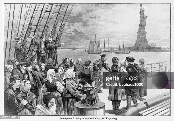 einwanderer, die in new york city, 1887 gravur - einwanderer stock-grafiken, -clipart, -cartoons und -symbole