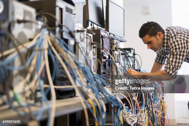 Plugging In Internet Photos and Premium High Res Pictures - Getty Images