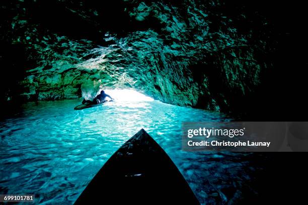 stroll, stand up paddle, and sip along the marseille calanques. - cassis stock-fotos und bilder