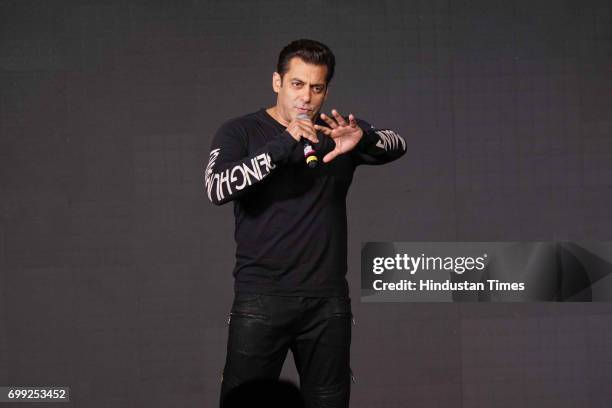 Salman Khan Actor Photos and Premium High Res Pictures - Getty Images Salman Khan Actor Photos and Premium High Res Pictures - Getty Images