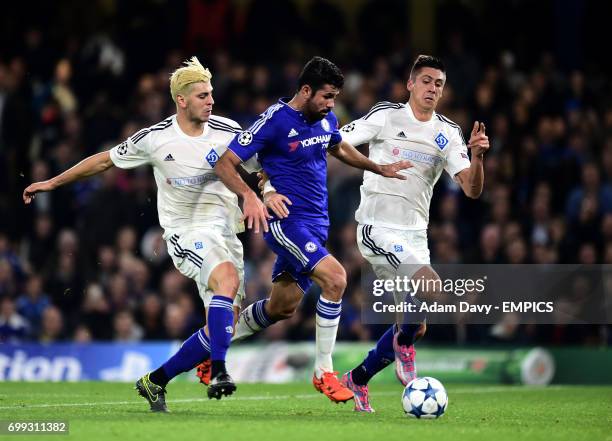 Chelsea's Diego Costa and Dynamo Kiev's Aleksandar Dragovic and Yevhen Khacheridi battle for the ball