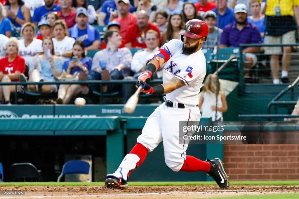 MLB: JUN 19 Blue Jays at Rangers