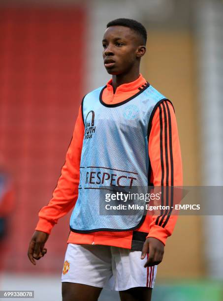 Tosin Kehinde, Manchester United