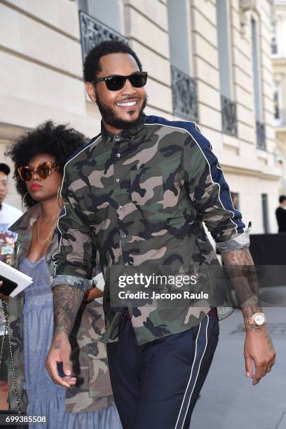 Carmelo Anthony is seen arriving at Valentino fashion show during Paris Fashion Week - Menswear Spring/Summer 2018 on June 21, 2017 in Paris, France.