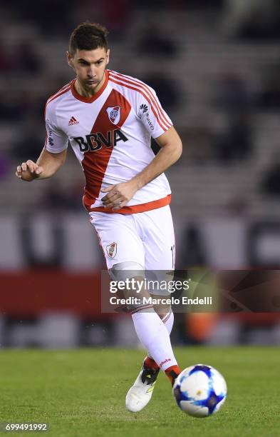 Lucas Alario of River Plate kicks the ball during a match between River Plate and Aldosivi as part of Torneo Primera Division 2016/17 at Monumental...