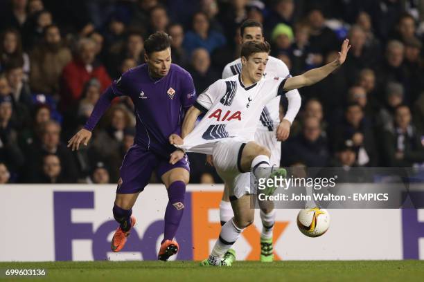 Fiorentina's Mauro Zarate pulls back on Tottenham Hotspur's Harry Winks