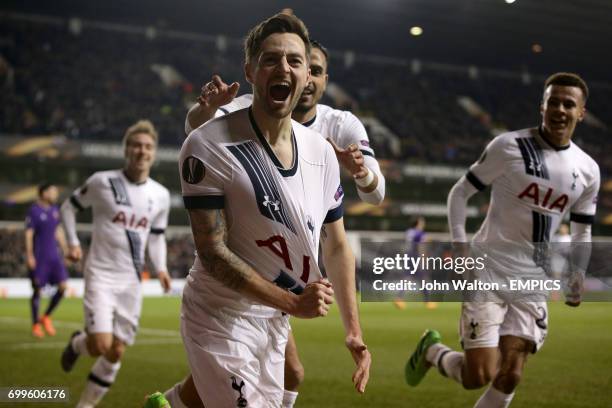 Tottenham Hotspur's Ryan Mason celebrates scoring his side's first goal of the game