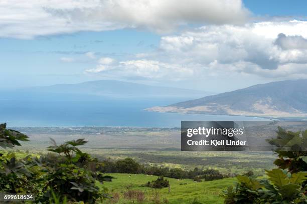 scenic view of maui and molokai - kula stock-fotos und bilder