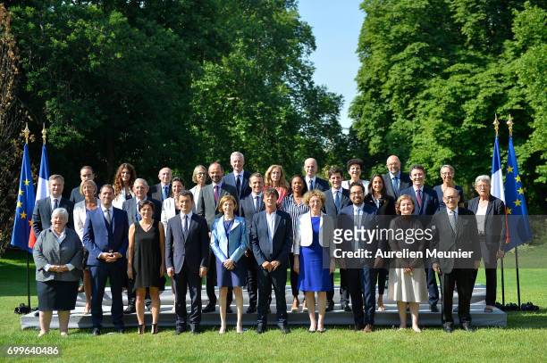 French president Emmanuel Macron poses with the members of the government at the Elysee Palace in Paris, France, 22 June 2017. In picture French...