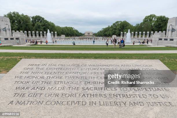 world war ii memorial, washington dc, usa - list of diplomatic missions in washington d.c. stock pictures, royalty-free photos & images