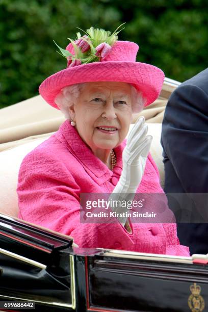 Queen Elizabeth II arrives with the Royal Procession as she attends Royal Ascot 2017 at Ascot Racecourse on June 22, 2017 in Ascot, England.