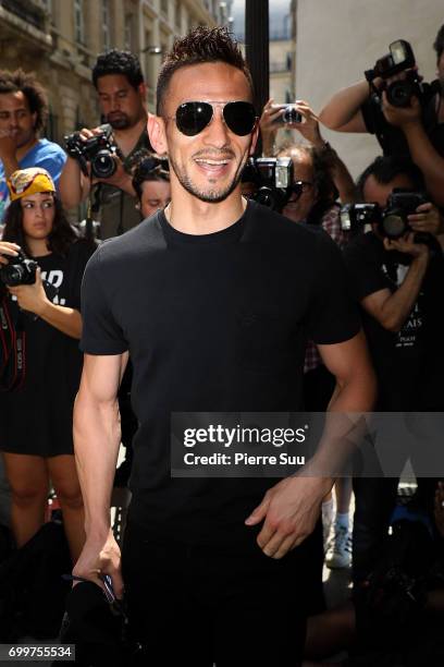 Hidetoshi Nakata arrives at the Louis Vuitton show during the Paris Fashion Week - Menswear Spring/Summer 2018 on June 22, 2017 in Paris, France.