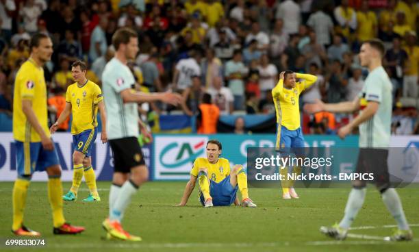 Sweden's Albin Ekdal appears dejected