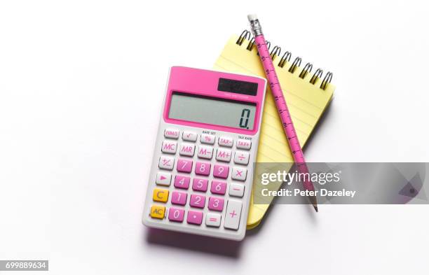 note pad and pink calculator and pencil - zero imagens e fotografias de stock