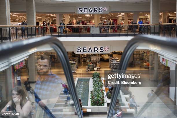Sears Canada Inc Photos and Premium High Res Pictures - Getty Images