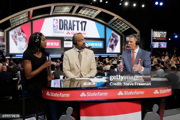 Chiney Ogwumike of the Connecticut Sun joins Dennis Scott and Rick Kamla on the NBA TV set before the 2017 NBA Draft on June 22, 2017 at Barclays...