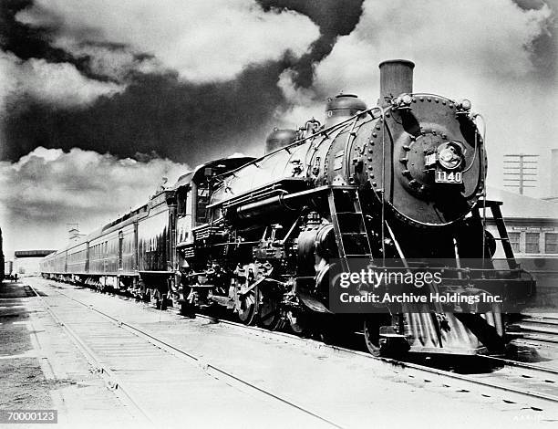 illinois central railroad train - 1930s trains stock pictures, royalty-free photos & images