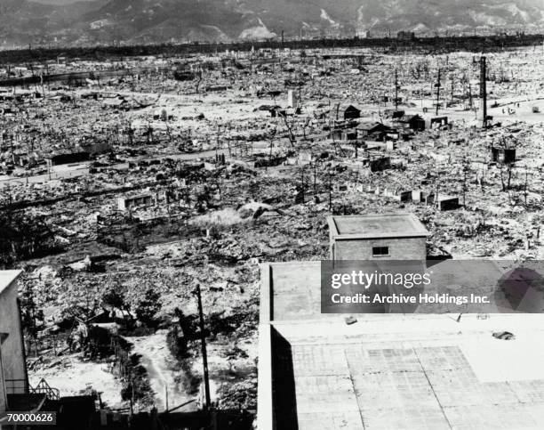 hiroshima after bomb - atomic bombing of hiroshima stock pictures, royalty-free photos & images