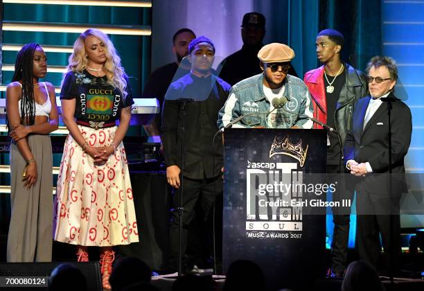 Yanna Wallace, Faith Evans, Justin Combs, C.J. Wallace and Christian Combs accept the Founders Award on behalf of Notorious B.I.G. From ASCAP...