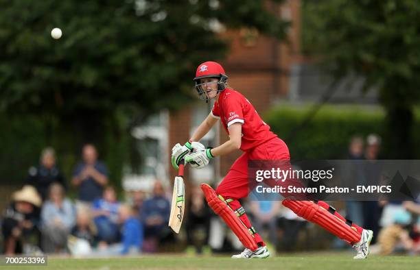 Lancashire Thunder Amy Satterthwaite batting