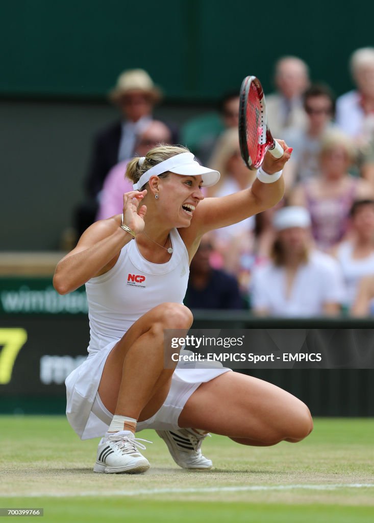 Tennis - 2014 Wimbledon Championships - Day Nine - The All England Lawn Tennis and Croquet Club