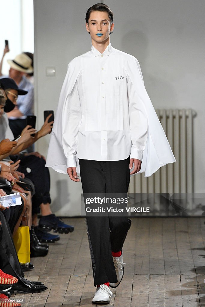 Facetasm : Runway - Paris Fashion Week - Menswear Spring/Summer 2018