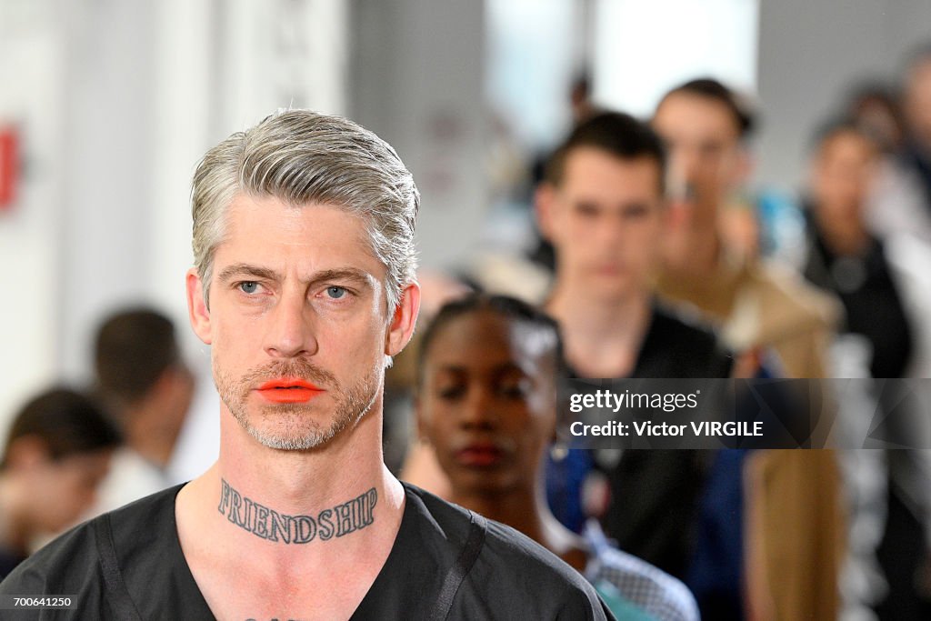 Facetasm : Runway - Paris Fashion Week - Menswear Spring/Summer 2018