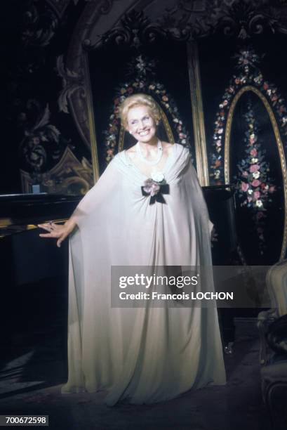 Portrait de la cantatrice Elisabeth Schwarzkopf, circa 1970.