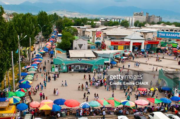 central asia, kyrgyzstan, chuy province, capital bishkek, och bazar - kyrgyzstan city stock pictures, royalty-free photos & images