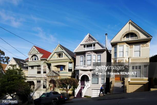 usa, san francisco, lyon street, the house that belonged to janis joplin until her death in 1970. (the grey house) - joplin stock pictures, royalty-free photos & images