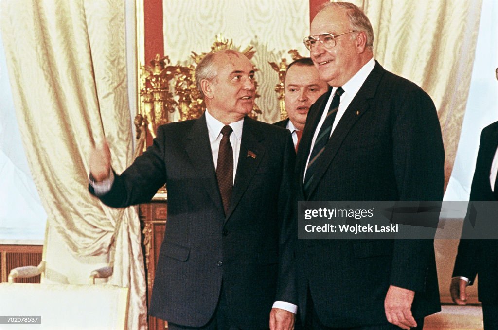 Mikhail Gorbachev And Helmut Kohl