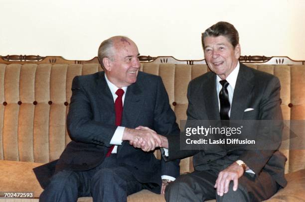 President of the Soviet Union Mikhail Gorbachev and U.S. President Ronald Reagan during an informal meeting in San Francisco, USA, 4th June 1990.