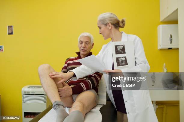 leg, symptomatology in elderly.p - venous insufficiency stock pictures, royalty-free photos & images