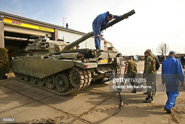 Centurion Tank Exploding Centurion Tank Photos and Premium High Res Pictures - Getty Images