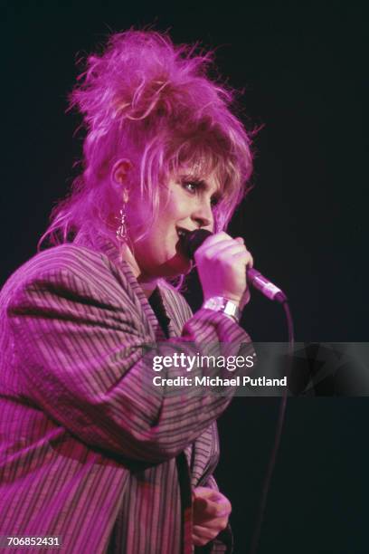 English singer Alison Moyet performs on stage at the Prince's Trust Rock Gala concert at Wembley Arena in London, 5th June 1987.