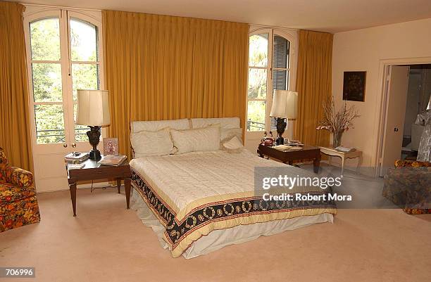 The bedroom of deceased actor Vincent Minnelli and Lee Minnelli is shown March 28, 2002 in Beverly Hills, CA.