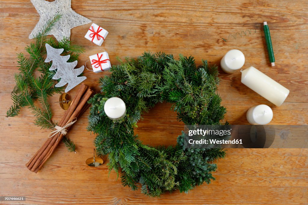 Preparing of an Advent wreath