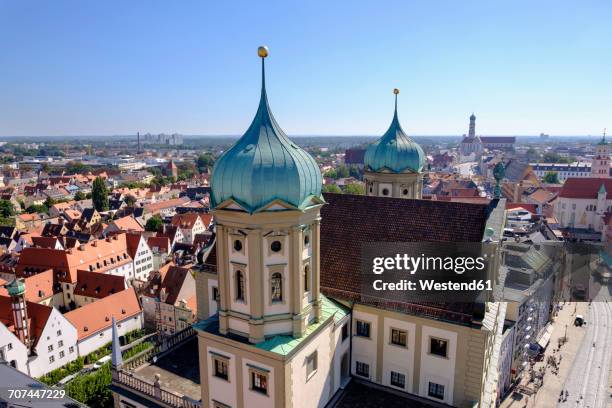 germany, augsburg, townhall and maximilian street with st. ulrich and afra church - augsburg - fotografias e filmes do acervo